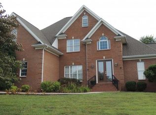 133 Brooks Landing Cir, Rogersville, TN 37857