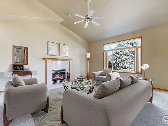 2nd image of 2768 Amber Dr