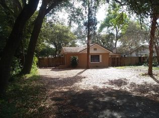 8017 N 46th St, Tampa, FL 33617