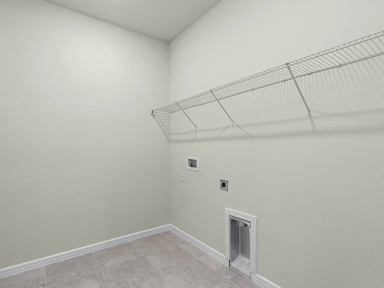 14307 Noto Ave — Photo 10