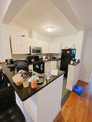 4th image of 1354 Herkimer St APT 2