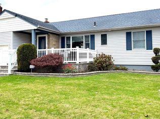 2013 N Jerusalem Rd, East Meadow, NY 11554