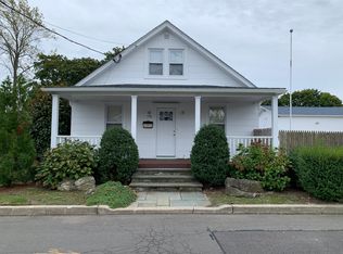 176 3rd St, Saint James, NY 11780