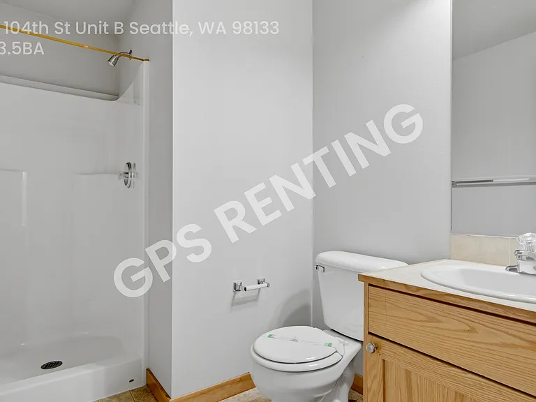 118 N 104th St #B — Photo 15
