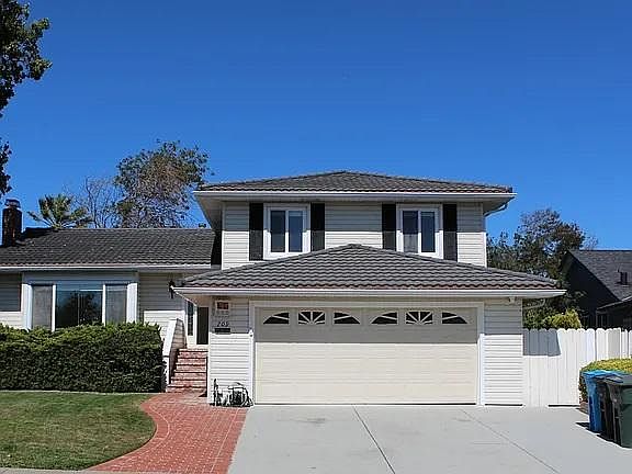 1st image of 709 Crane Ave