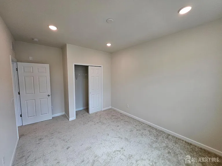 605 Parker Blvd — Photo 17