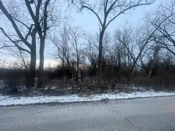 15801 Albany Ave, Markham, IL 60428