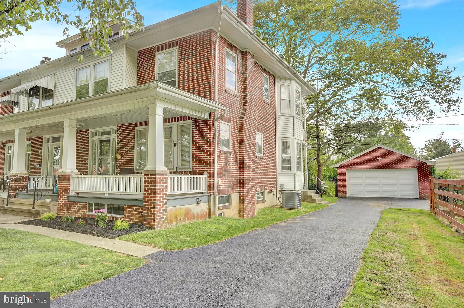 218 Stitzer Ave photo 1