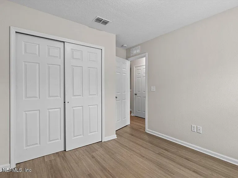8206 Halls Hammock Ct — Photo 18
