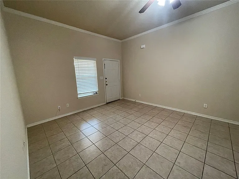 3522 Paloma Ridge Dr — Photo 4