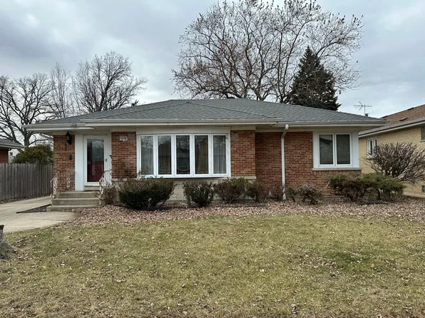 6330 N Kedvale Ave, Chicago, IL 60646