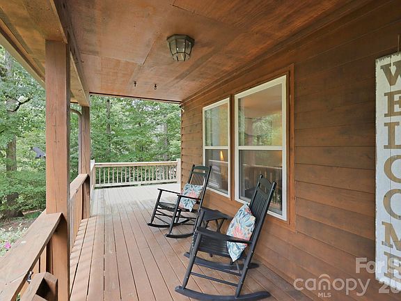 2nd image of 24 Oakwood Rd