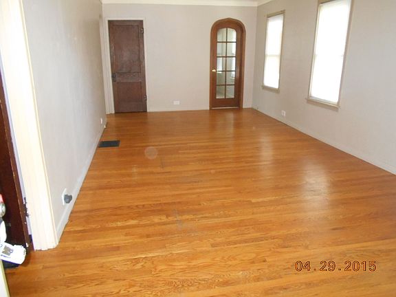 3rd image of 3540 Gordon Ave
