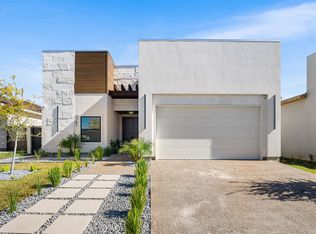 8707 Plantation East Dr, Laredo, TX 78045