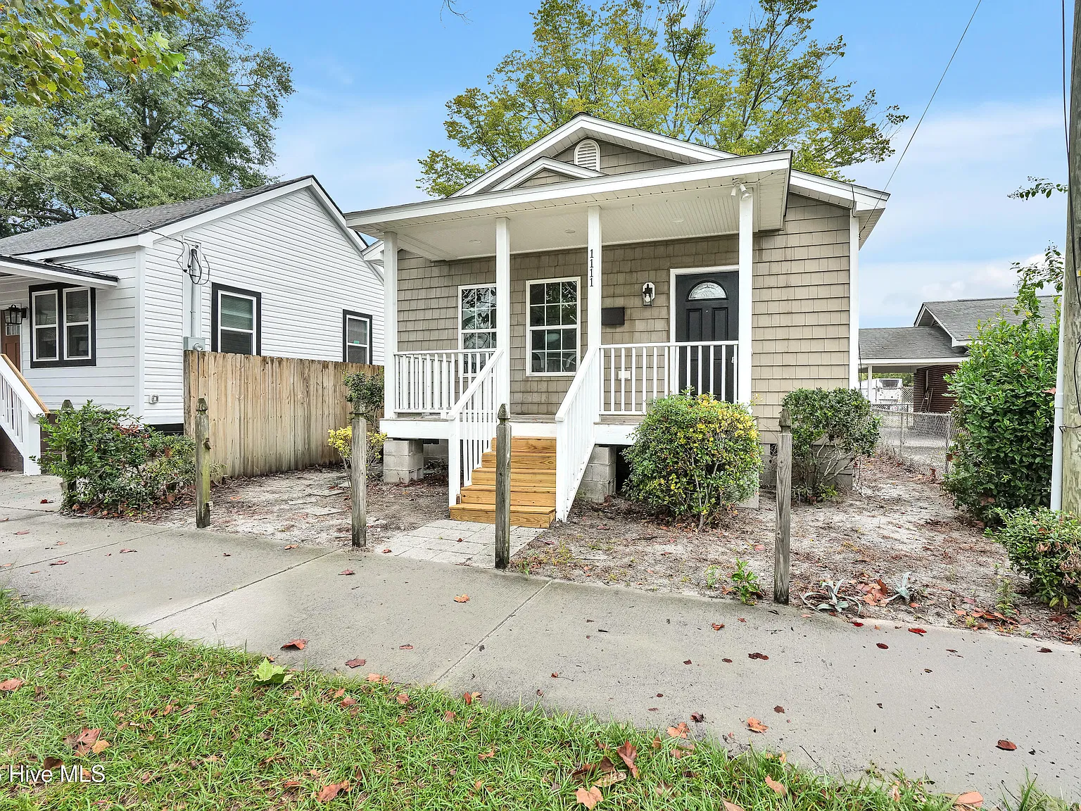 3 bed, 2.0 bath, $1,950 — Photo 1