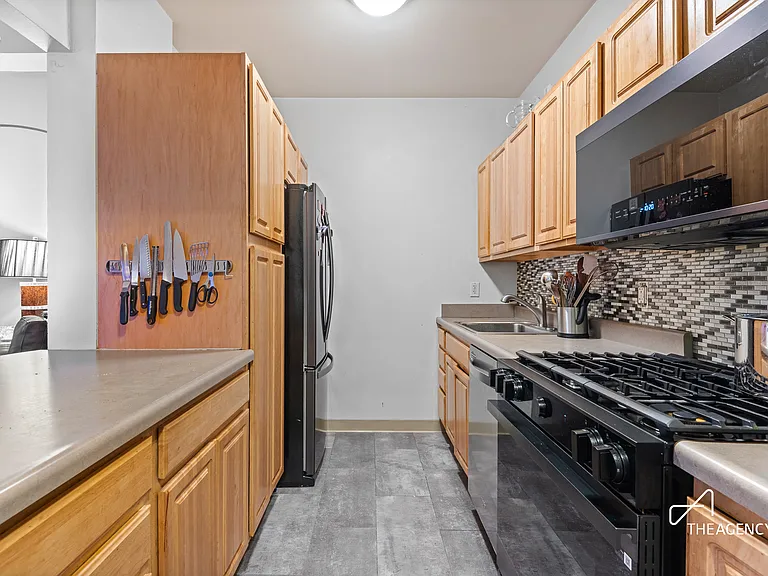 130 Bradhurst Ave #105 — Photo 7