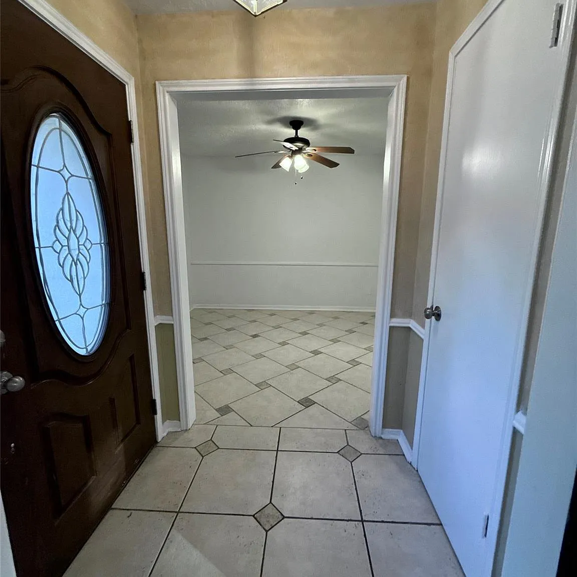 4 bed, 2.5 bath, 2227 sqft, $2,750 — Photo 4