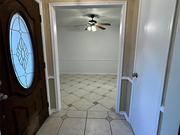 4th image of 17719 Windy Point Dr