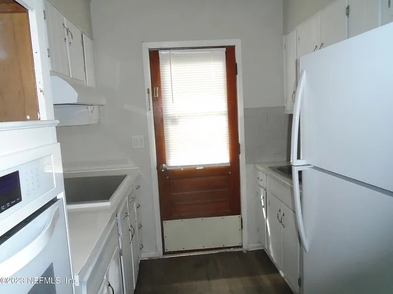 1404 Morgana Rd — Photo 6