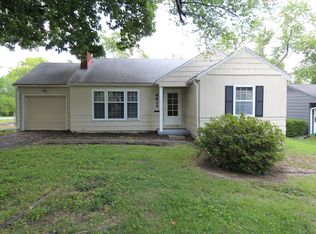 4630 W 60th Ter, Fairway, KS 66205