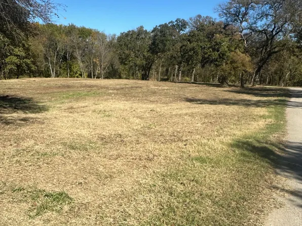 351 Carlin Rd, Mansfield, TX 76063