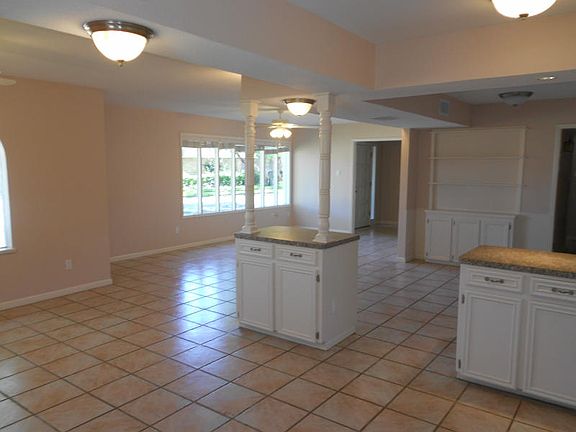 3rd image of 6913 Aswan Dr