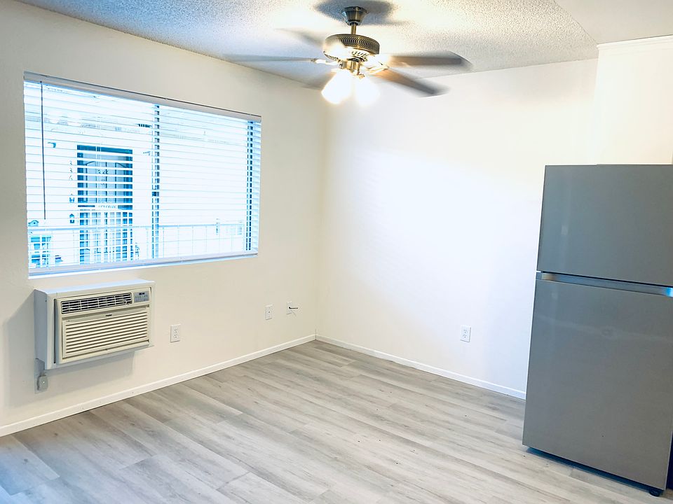 1st image of 4260 44th St #1000