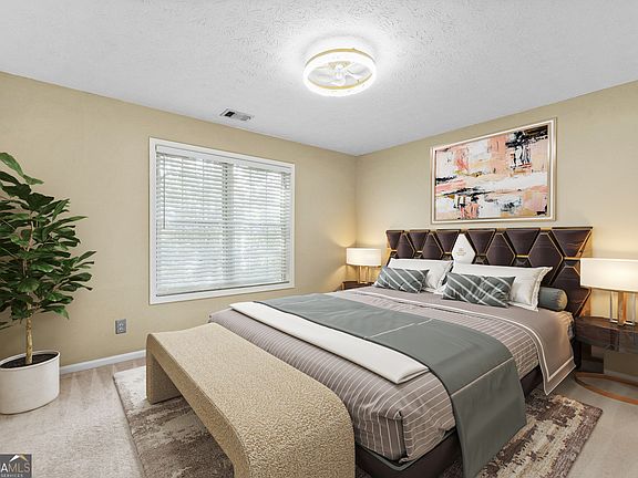 5th image of 1210 Hogan Ridge Dr