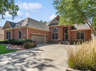 916 Oak St, Sugar Grove, IL 60554