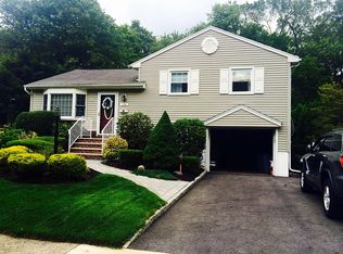 120 Harding Ave, Westwood, NJ 07675