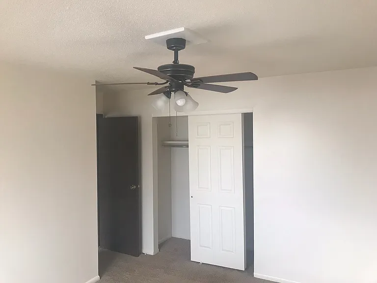 1403 Peninsula Dr — Photo 4