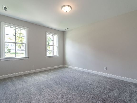First floor guest suite