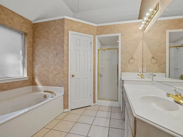 3040 Flamingo Cir — Photo 14