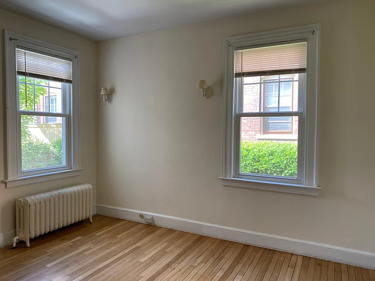 142 Everit St #1 — Photo 8