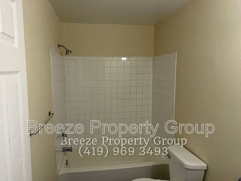 616 Hope St — Photo 12