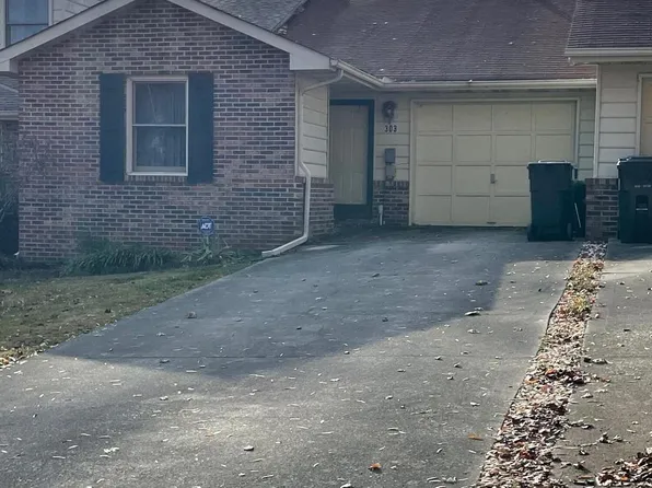 2905 La Villas Dr APT 303, Knoxville, TN 37917