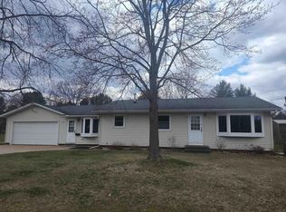 7650 Meadowlark Ln, Wisconsin Rapids, WI 54494