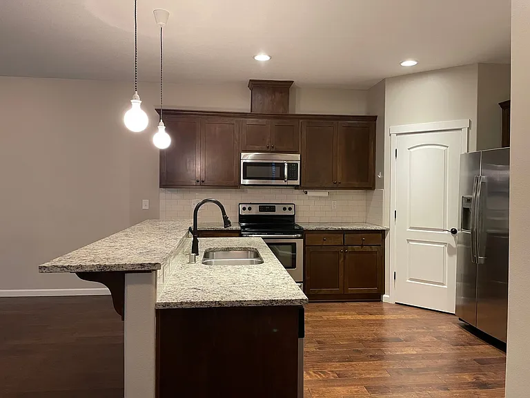 2641 NE 130th Ct — Photo 8