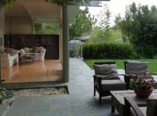 12427 Rochedale Ln, Los Angeles, CA 90049