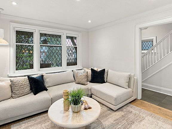 3rd image of 26 Larkin Ave