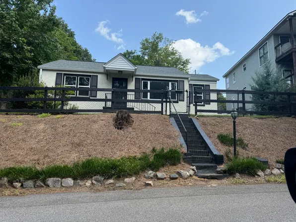 110 Crystal Lake Dr, North Augusta, SC 29841