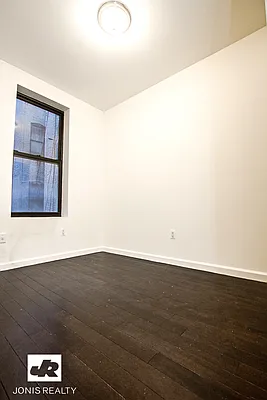 Rented by Jonis Realty | media 4