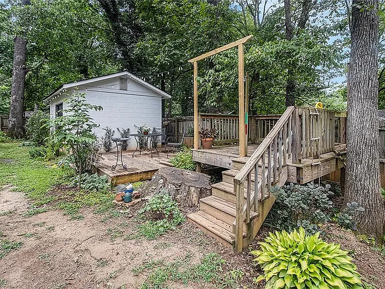 1347 Dorothy Dr — Photo 25