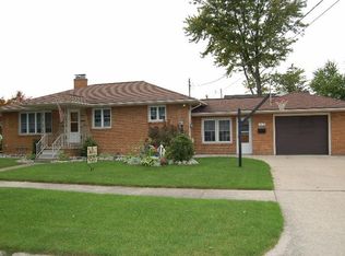 2116 S Madison Ave, Bay City, MI 48708