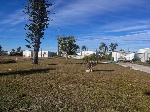 1348 Flamingo Dr Lot 20, Englewood, FL 34224