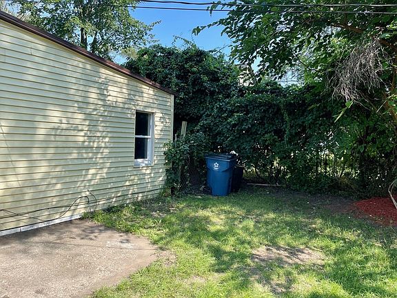 5th image of 477 E Barney Ave