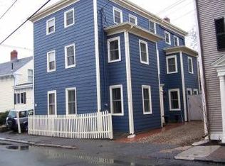 24 Beck St, Newburyport, MA 01950