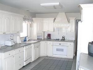 3rd image of 504 Newberry Ave