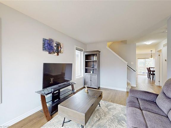 5th image of 66 Eastview Rd #26