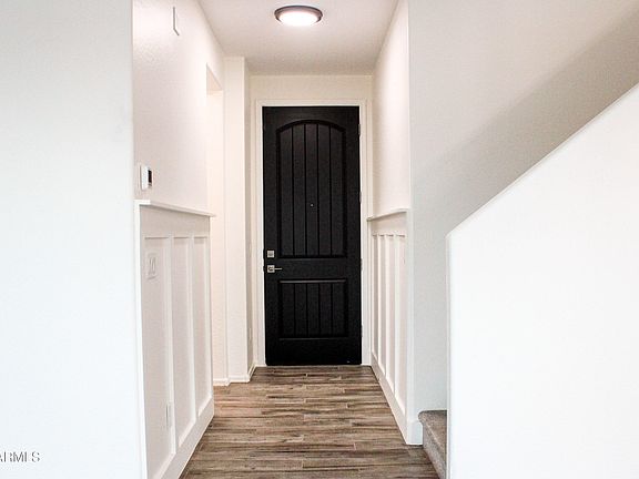 3rd image of 18519 W WILLIAMS Road